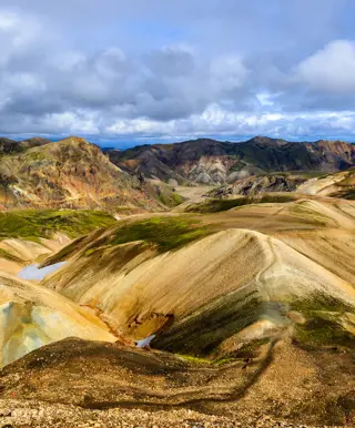 Erlebe die Farben von Landmannalaugar